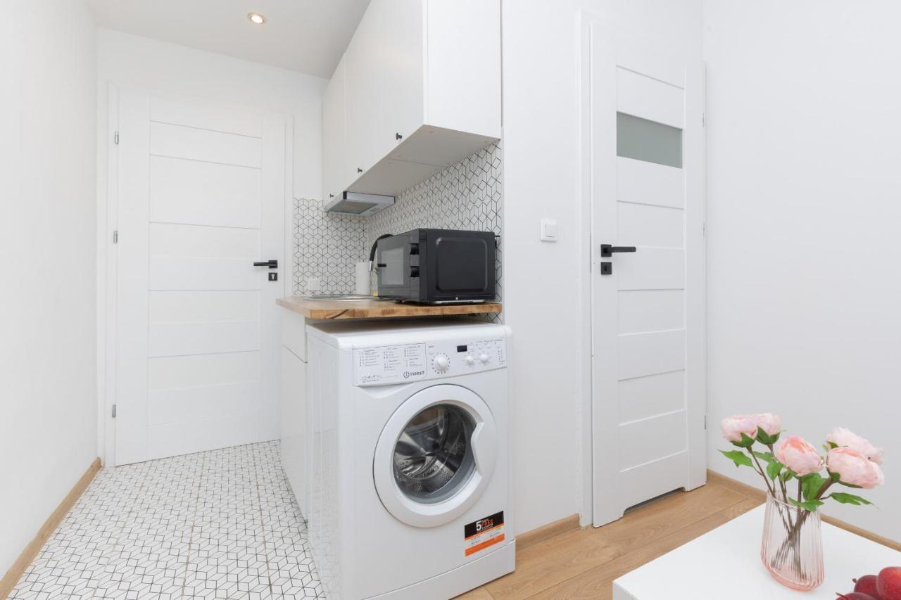Micro Apartment Near Fort Mokotow By Noclegi Renters Warschau Exterior foto